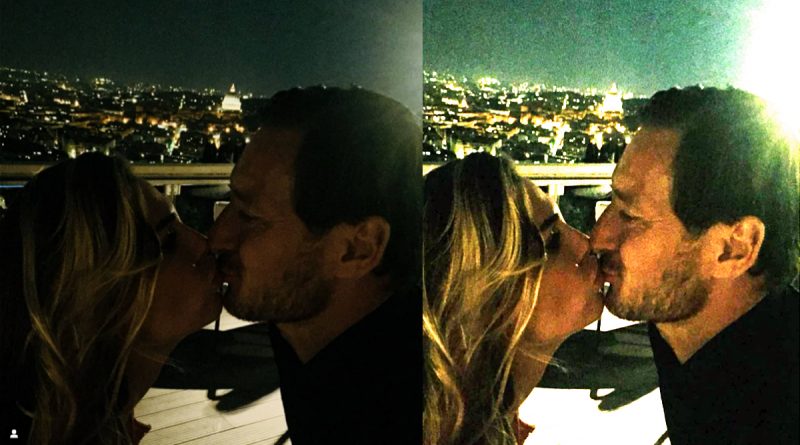 Bacio tra Totti e Noemi Bocchi, la foto compromettente